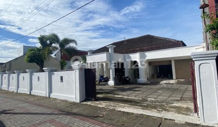 Jual Rugi Tanah di Jalan Kaliurang.7.5m Jadi 4.9.M