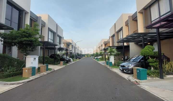 Dijual rumah cantik di Magenta Summarecon Bekasi