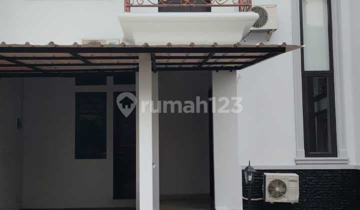 9Dijual Rumah Townhouse Bebas Banjir di Cipinang Muara, Jakarta Timur