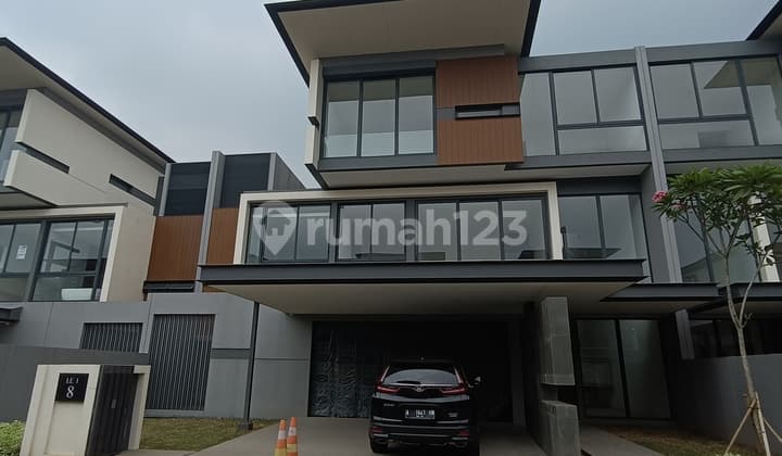 Dijual Rumah Mewah Sultan Bsd Nava Park Lyndon Depan Park Air