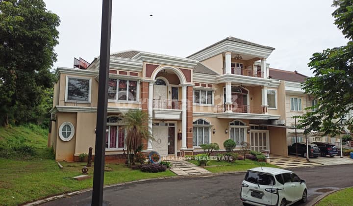 Dijual Rumah Mewah Serenade Lake Depan Danau Hook Ujung Luas
