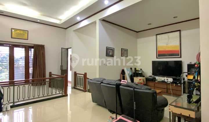 Rumah Bagus,Lingkungam Nyanan dan Asri,Lokasi Strategis di Bintaro Jy,B.banjir