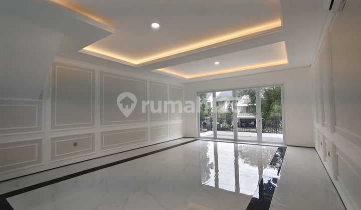 Beautiful Dalem Cluster House, Ready to Occupy, Exclusive Environment, Flood-Free