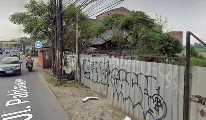 Disewakan Lahan,Sangat Strategis,Cocokutk Pool Taxi,Dll.bebas Banjir