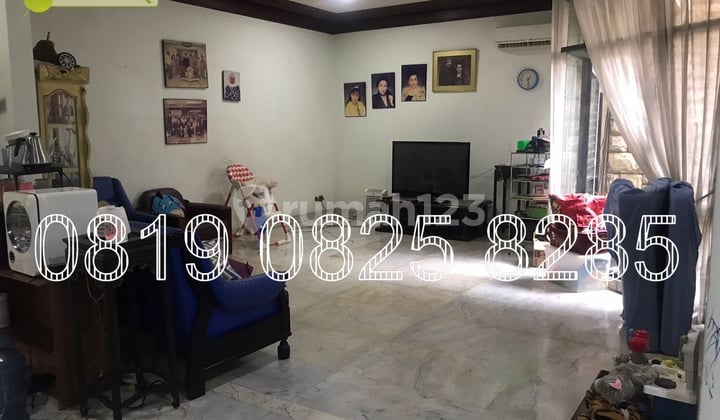 Rumah 2 Lantai Bagus SHM di Slamet Riyadi Matraman, Jakarta Timur