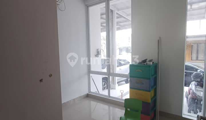Sewa Rumah Cluster Yarra Jgc Jakarta 2 Lantai Semi Furnish Tidak Banjir One Gate System