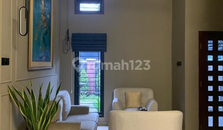 Dijual Rumah Siap Huni Desain Modern Dekat Cbd Bintaro di Bintaro