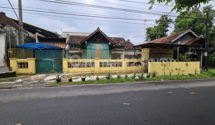 Rumah Luas Bagus Lokasi Strategis di Sukoharjo