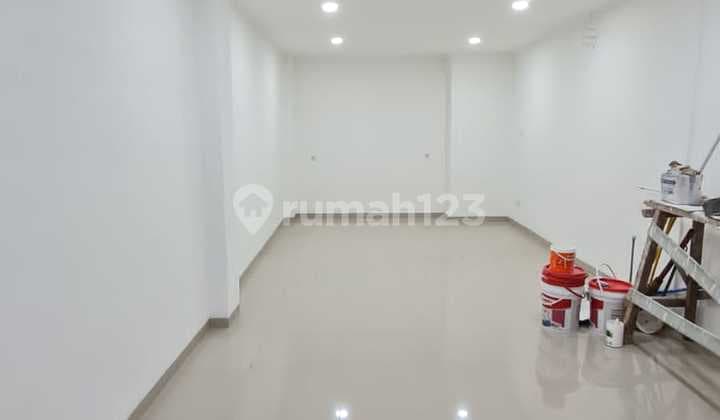 For Sale, 3-Story Connected Shop House, Strategic Location, in Gading Serpong