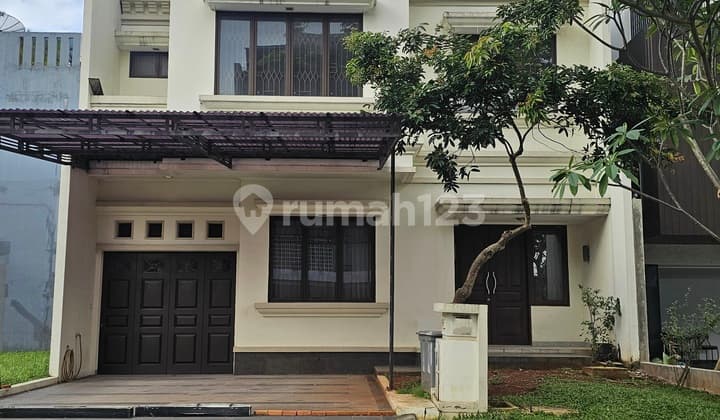 Rumah Bagus, Lingkungan Asri, di Scarlet Gading Serpong