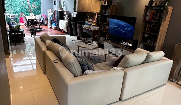 Dijual Rumah Bagus, Lingkungan Asri, Siap Huni, Di Cluster Avani Bsd