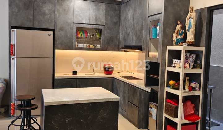 For Sale: House in Gading Serpong