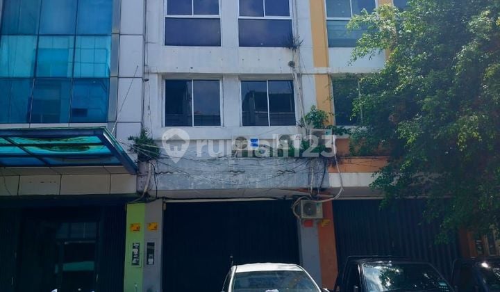 Ruko 4 Lt Dijual di Cempaka Mas Ruko Mega Grosir