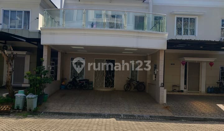 Rumah Dijual di Casa Jardin Jakarta Barat