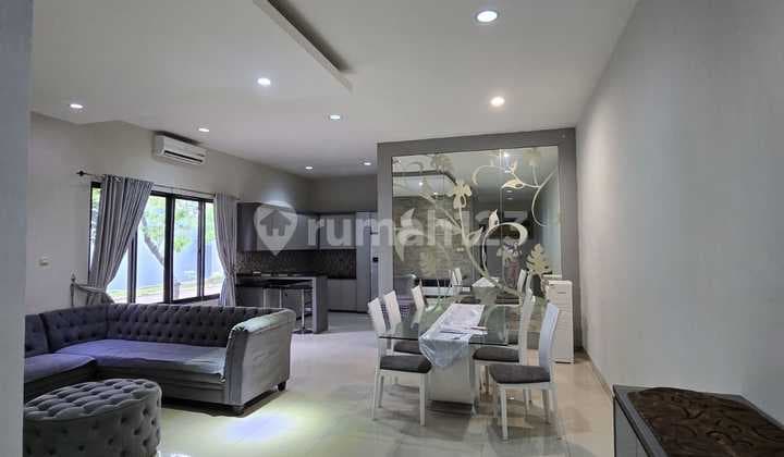 Dijual Rumah Murah Hoek di Taman Holandia Lippo Karawaci Utara Kota Tangerang Banten