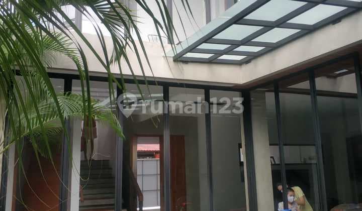 Hot List Di Jual Rumah Style Villa Lokasi Jalan Merdeka Sumerta Kelod Denpasar Timur