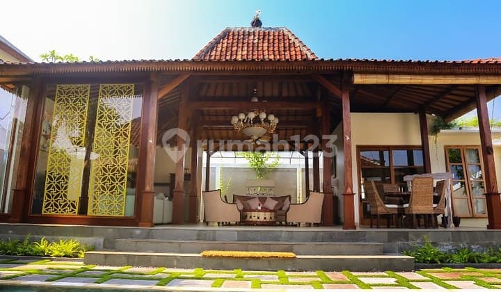 Hot List for Sale Villa Joglo Location Kayu Tulang Selatan Canggu