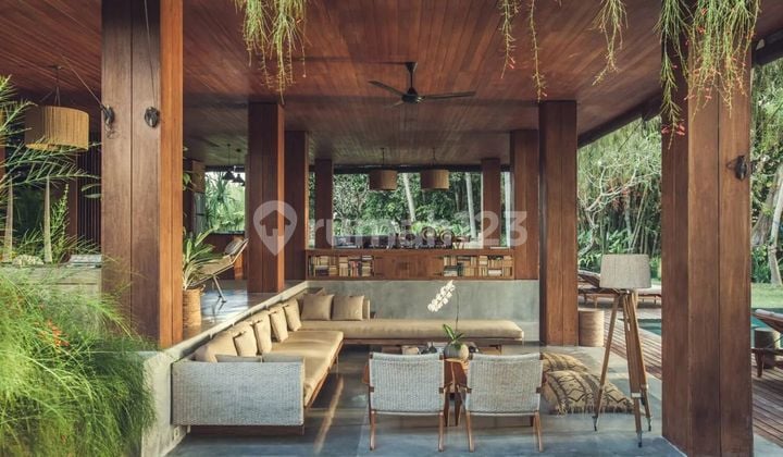 TOP URGENT DI JUAL LUXURY VILLA VIEW SUNGAI & SAWAH LOKASI PERERENAN CANGGU KUTA UTARA BADUNG