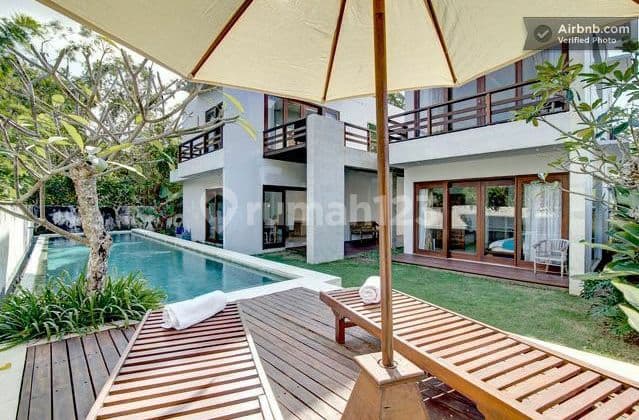 TOP URGENT DI JUAL VILLA LUXURY LOKASI JALAN GEDONG SARI NUSA DUA KUTA SELATAN BADUNG
