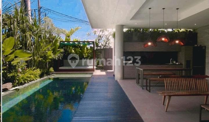 Hot List Di Jual Villa Lokasi Seminyak Kuta Badung