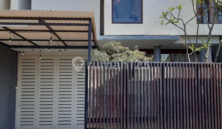 Hot List of Luxury Villas for Sale, Demak Temple Location, West Denpasar