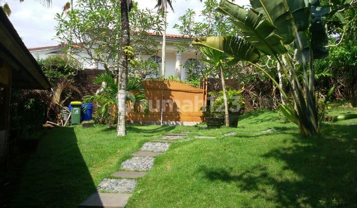 Hot List of Sea View Villas for Sale, Location of Goa Gong, South Kuta