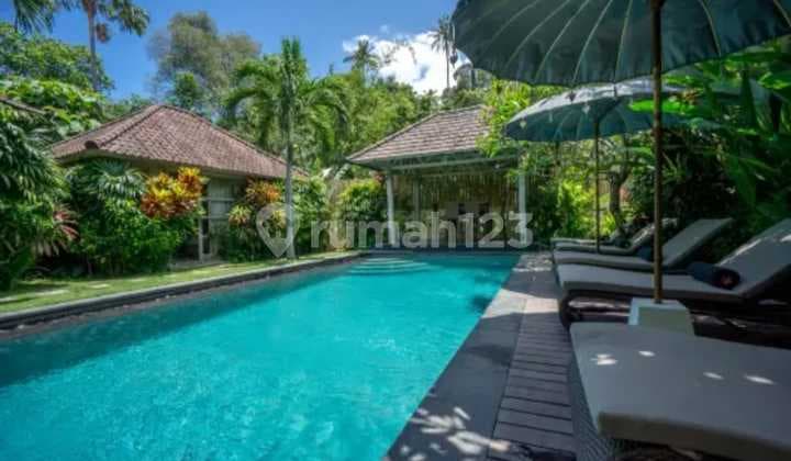 Hot List Di Jual Villa Luxury Lokasi Batu Belig Seminyak Kuta