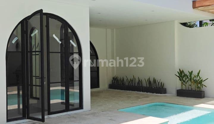 TOP URGENT DI JUAL VILLA LOKASI BABAKAN CANGGU KUTA UTARA BADUNG