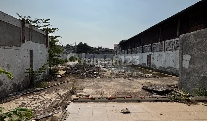 Strategic Warehouse for Sale, Daan Mogot, West Jakarta