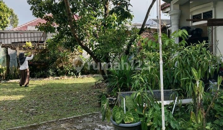 Muraaah ...Dki Jakarta Selatan, Kebayoran Lama,Depan Busway