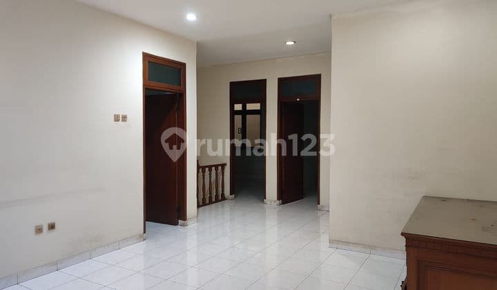 Dijual rumah muara karang 8x15 3 kamar tidur shm