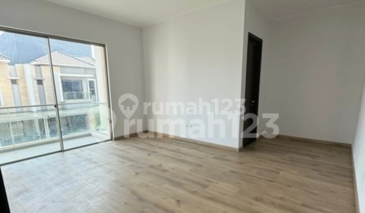 Bisa Kpr, Rumah Golf Island 8x20 2lantai Brand New