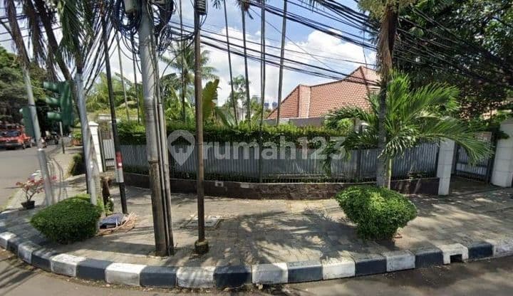 Rumah Komersial Menteng Klinik Apartemen SHM Bangunan 5x Luas Tanah