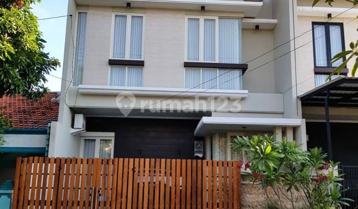 Dijual Rumah Bagus Siap Huni Rungkut Asri