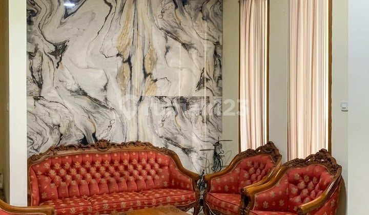 Dijual Rumah Bagus Siap Huni Royal Ketintang