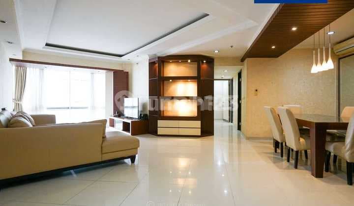Dijual Apartemen Condominium 3 BR Taman Anggrek Lb 146m2