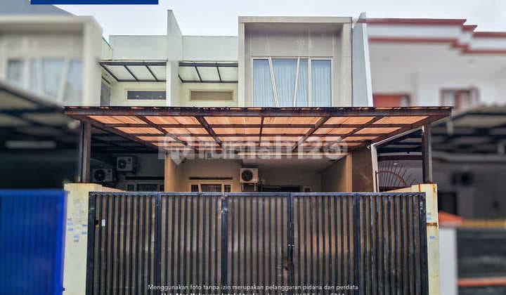 House For Sale 2.5 Floors Taman Ratu Land 108m2 Near Culinary Center