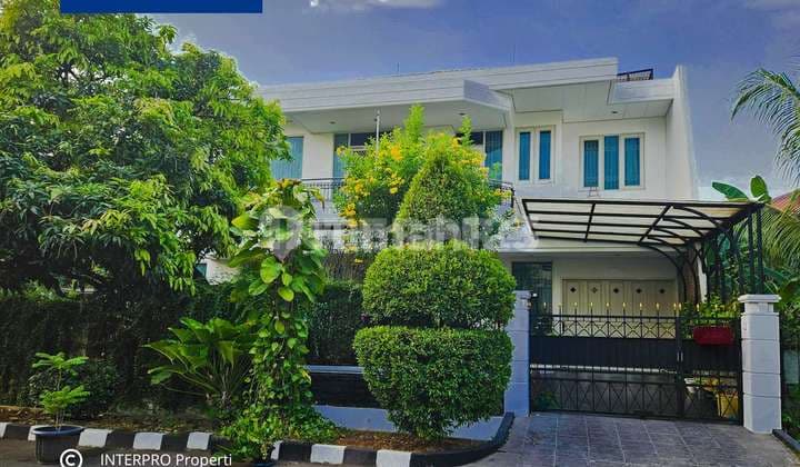 Rumah Hook 2 Lantai Permata Buana Ada Taman Bagus Furnished 340M2