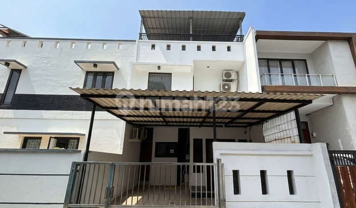 Well-Maintained Minimalist House Green Ville Land Area 90m2