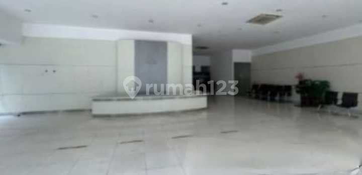 Turun Harga Lokasi Sunter Cocok untuk Showroom, Resto Lokasi Sangat Strategis Bangunan Masih Bagus dan Rapi