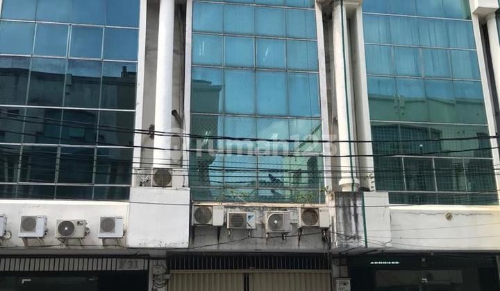 rukan royal luas 82.5m hadap barat bangunan 5 lantai cocok untuk office