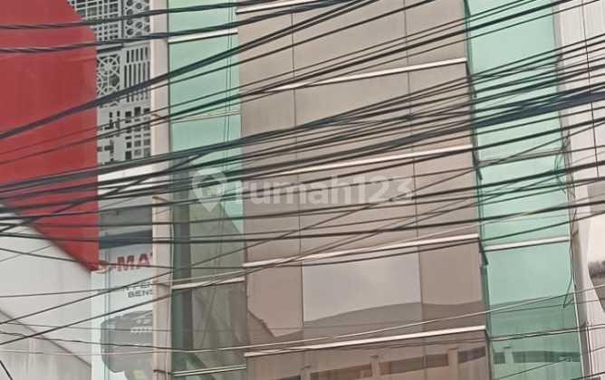 Ruko Pasar Baru Luas 87M Hadap Selatan Cocok untuk Office Bangunan Masih Bagus