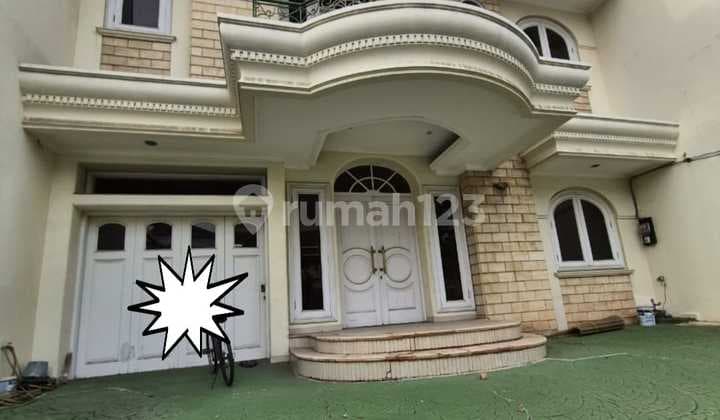 rumah mewah luas 360m hadap selatan 2.5 lantai masih nego