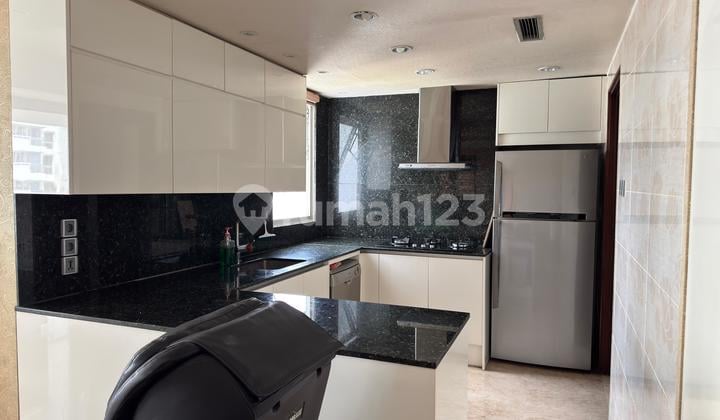 Kondisi Furnished Royal Springhill Luas 165M Hadap Barat Sudah Sertifikat