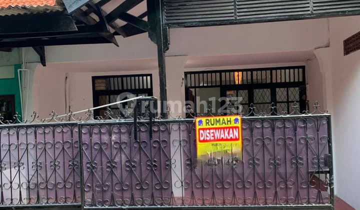 For Sale Rumah Secondary di Pondok Labu Jakarta Selatan