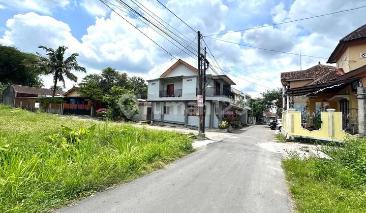 Dekat Kampus Uii Ugm, Tepi Jalan SHM Ready Siap Bangun