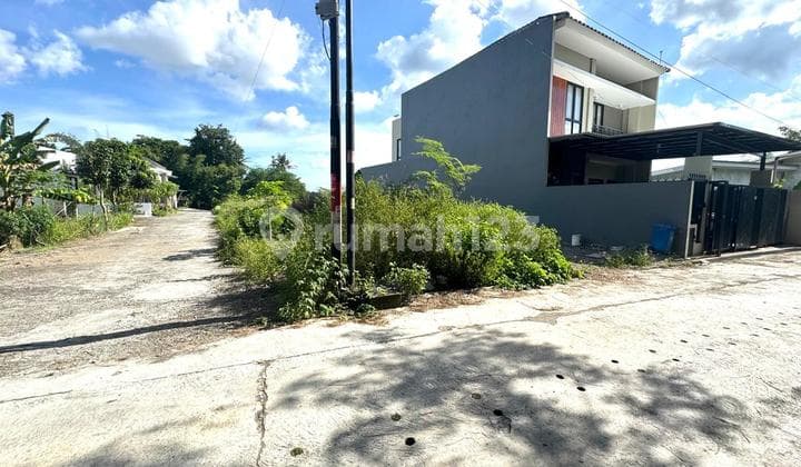 Tanah Dekat Pemda Sleman, SHM P Siap AJB Notaris Posisi Hook