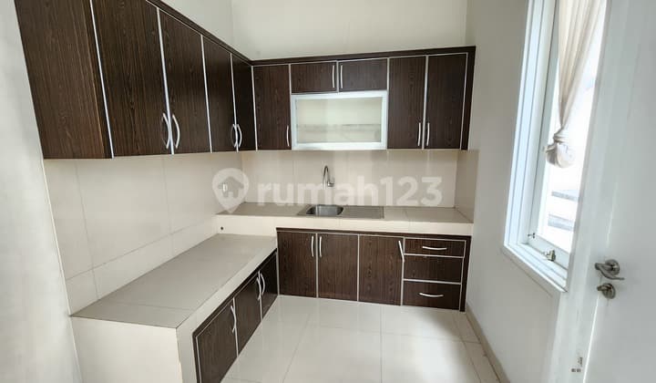 DIJUAL Rumah The Eminent, BSD Cluster New Vivacia