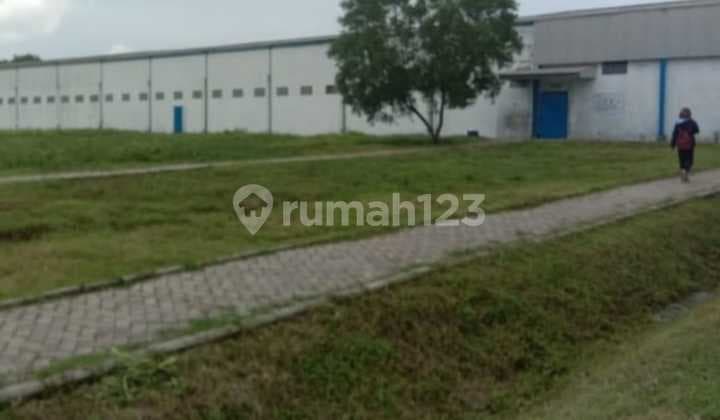 Gudang ex pabrik jl.raya serang km 71 cikande