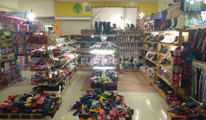 Kios di ITC Cempaka Mas